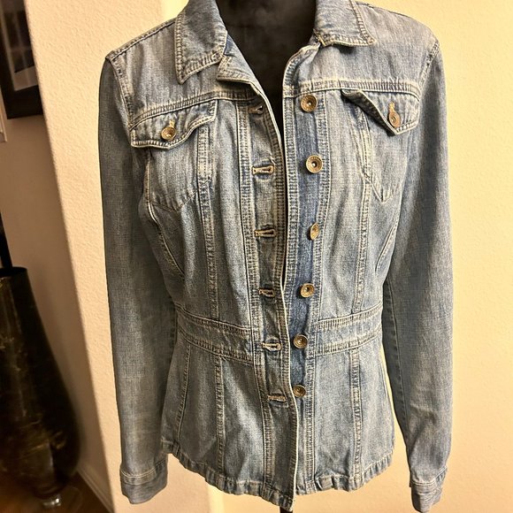 Reposting_DKNY Jeans Button Down Blue Denim Jean Jacket  in Size L - Picture 1 of 5